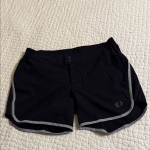 Pearl Izumi Women’s Cycling Shorts with snap in Seat Pad